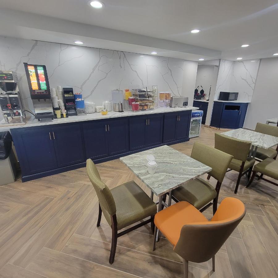 Days Inn By Wyndham Pleasant Prairie Kenosha Екстер'єр фото