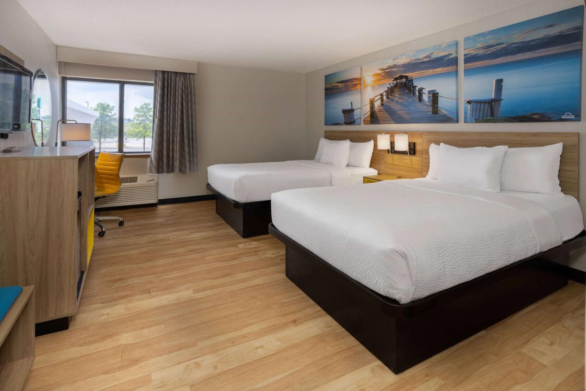 Days Inn By Wyndham Pleasant Prairie Kenosha Екстер'єр фото
