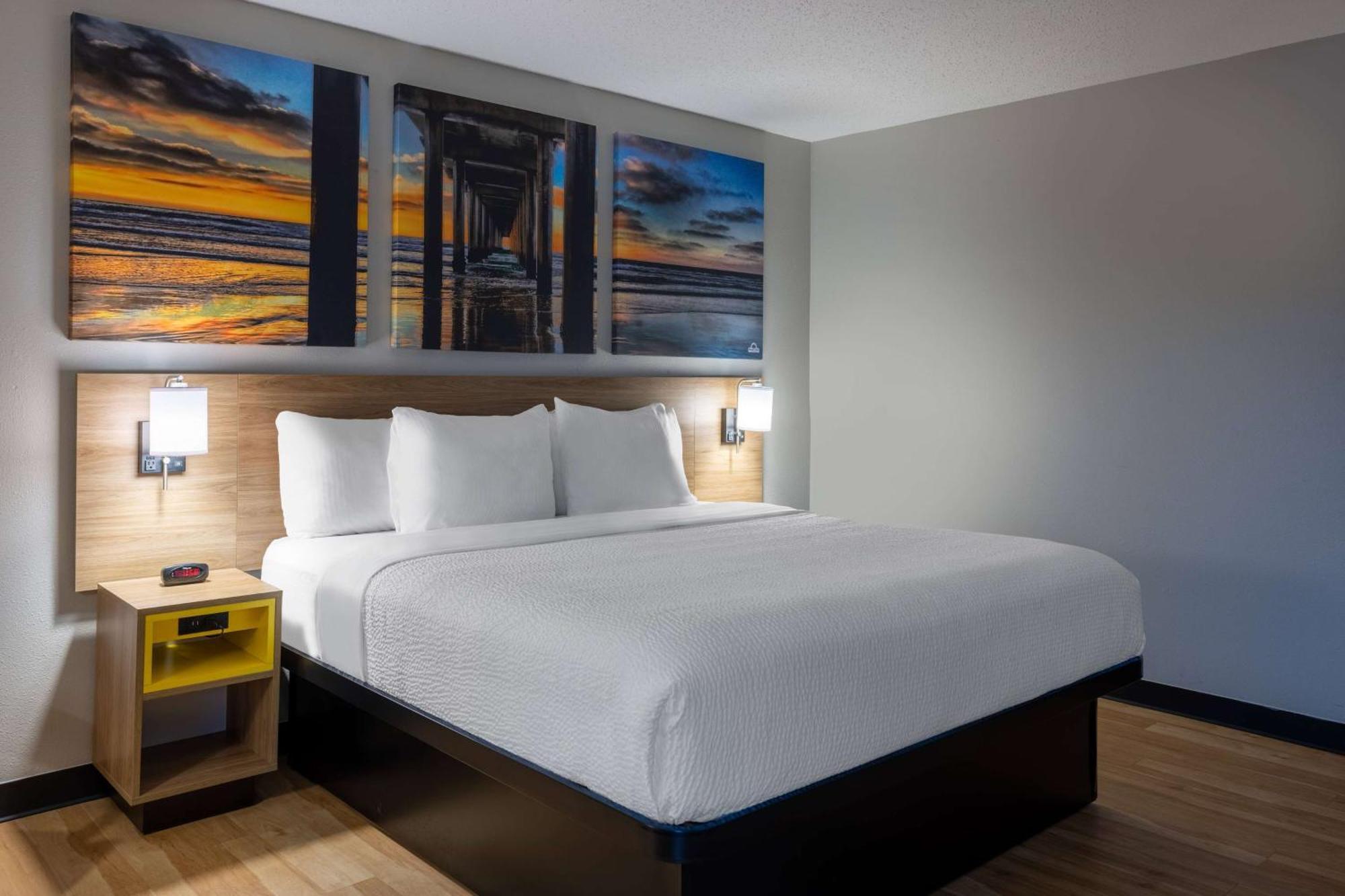 Days Inn By Wyndham Pleasant Prairie Kenosha Екстер'єр фото